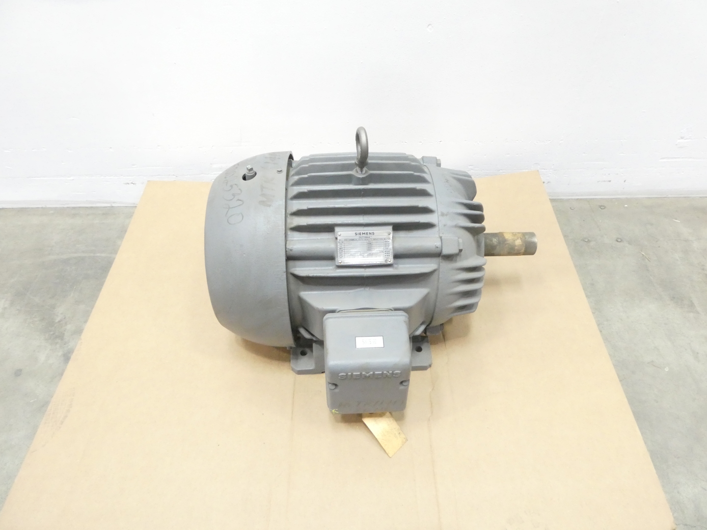 たいが SIEMENS TYPE RGZSD DUTYMAX MOTOR 444TS 3PH 125HP 1760RPM