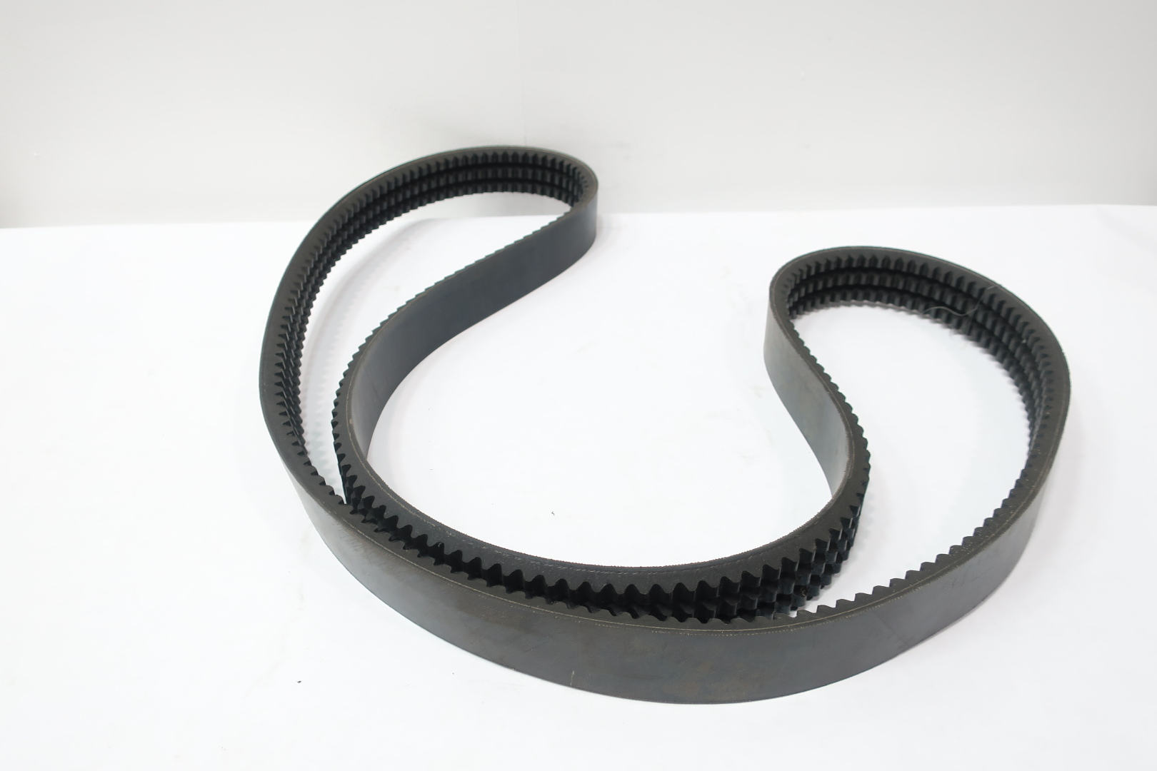 GOODYEAR 5VX710 HY-T WEDGE MATCHMAKER SC 71 IN 5/8 IN V-BELT