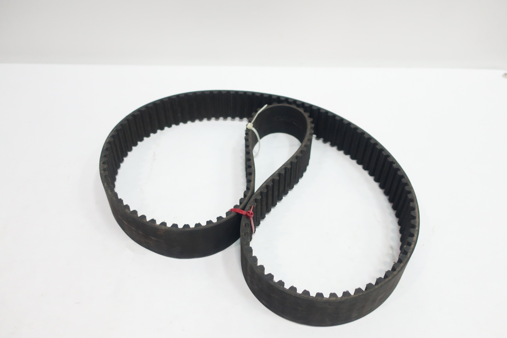 DAYCO 13A1105 17435 TOP COG GOLD LABEL V-BELT 43-1/2IN 1/2IN