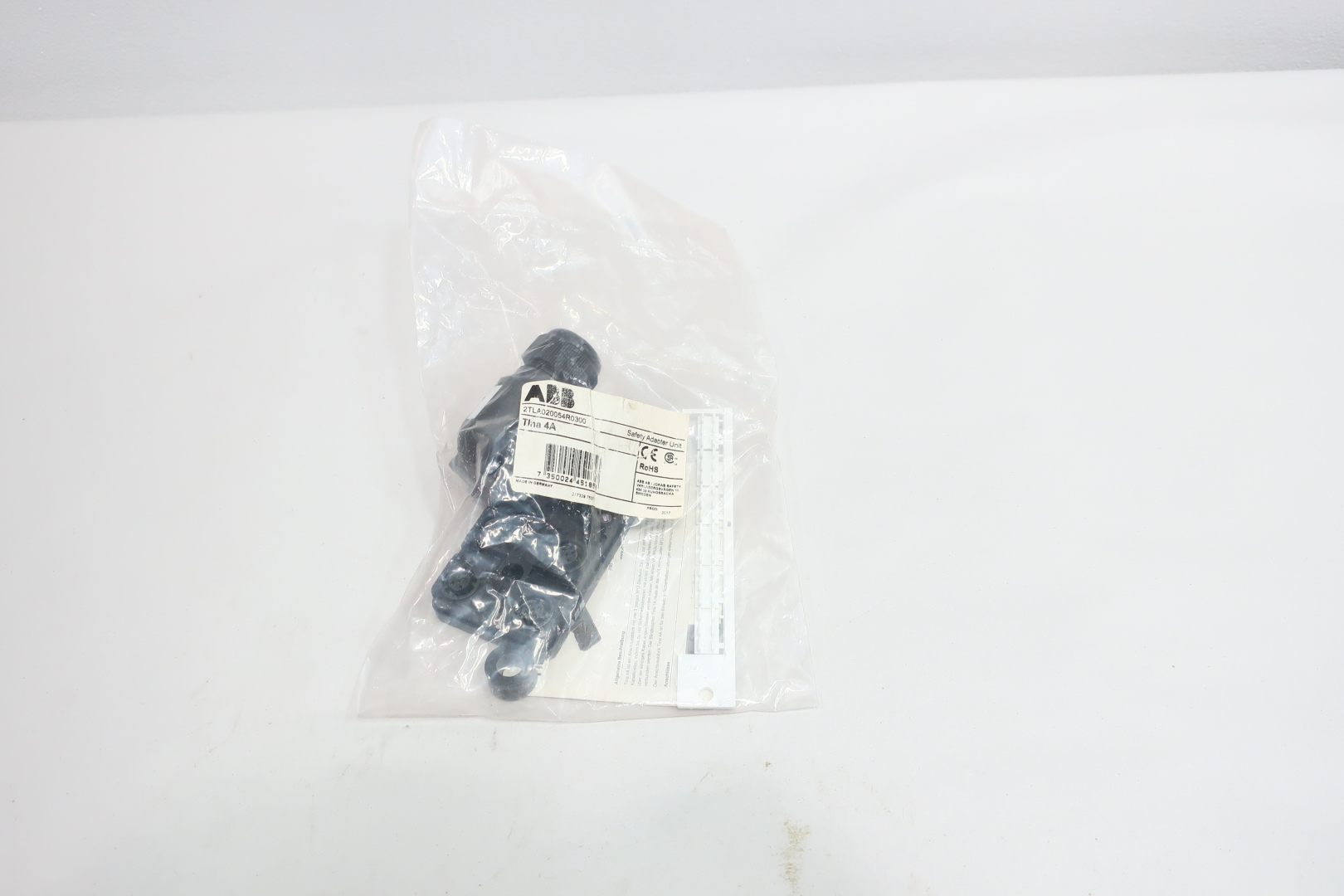 2TLA020054R0300 ABB, PLCs