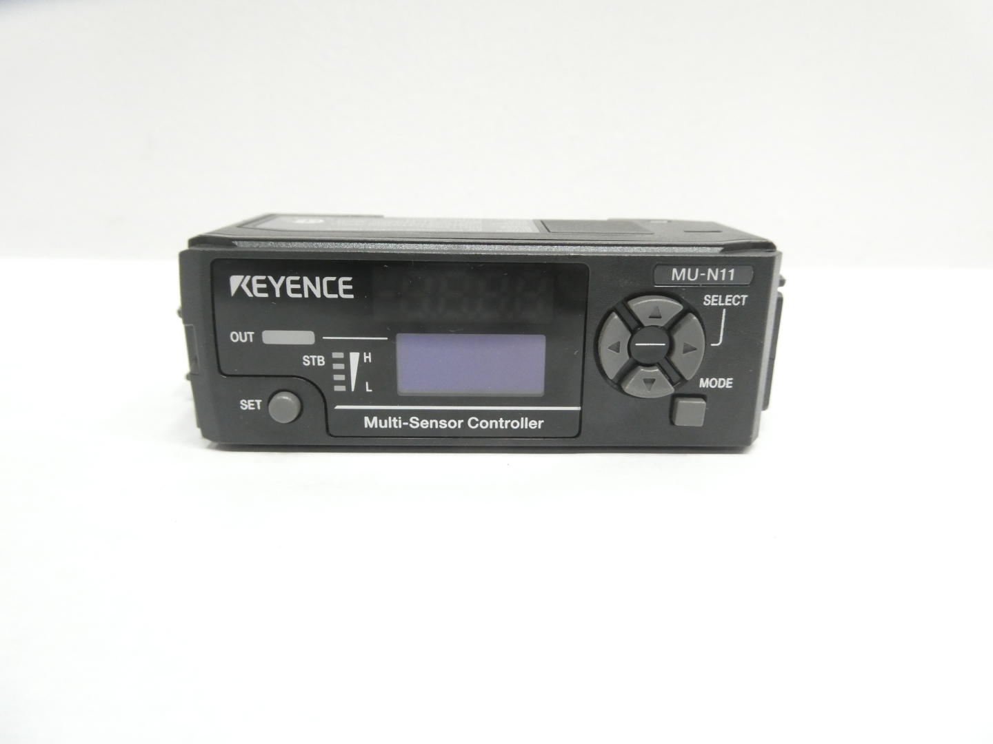 MU-N11 Keyence, Controllori e regolatori