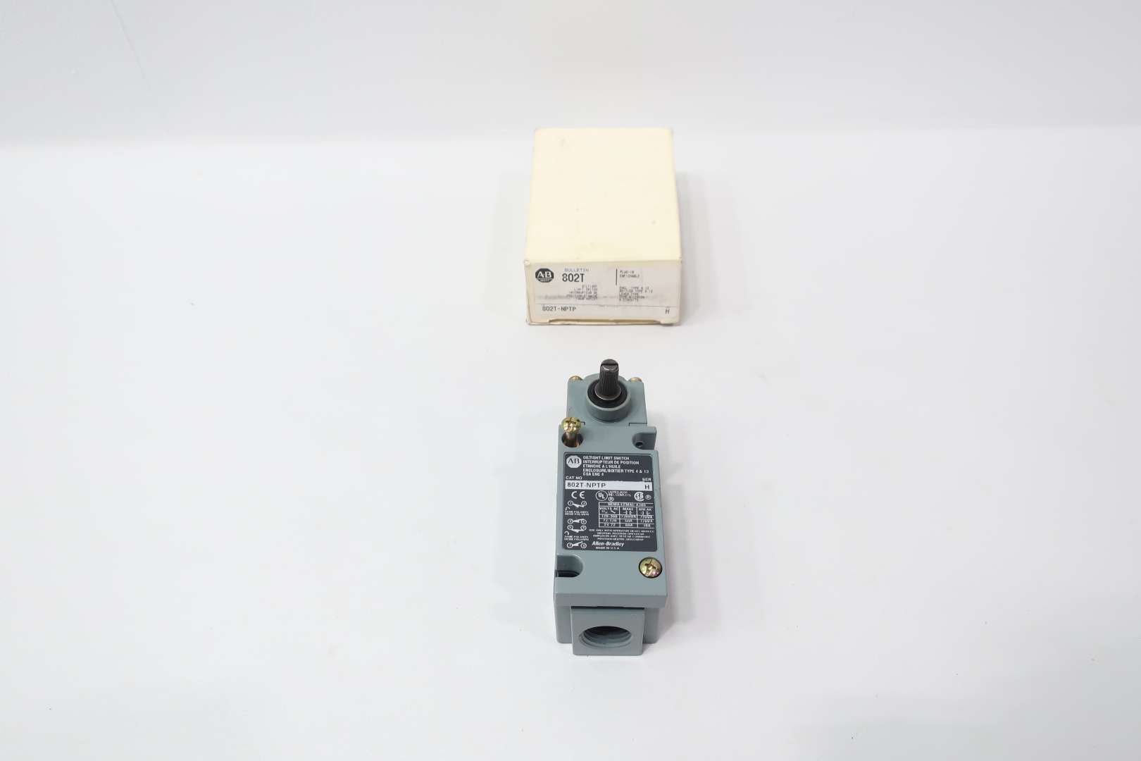802T-NPTP Allen Bradley, Interruttori e apparecchiature modulari