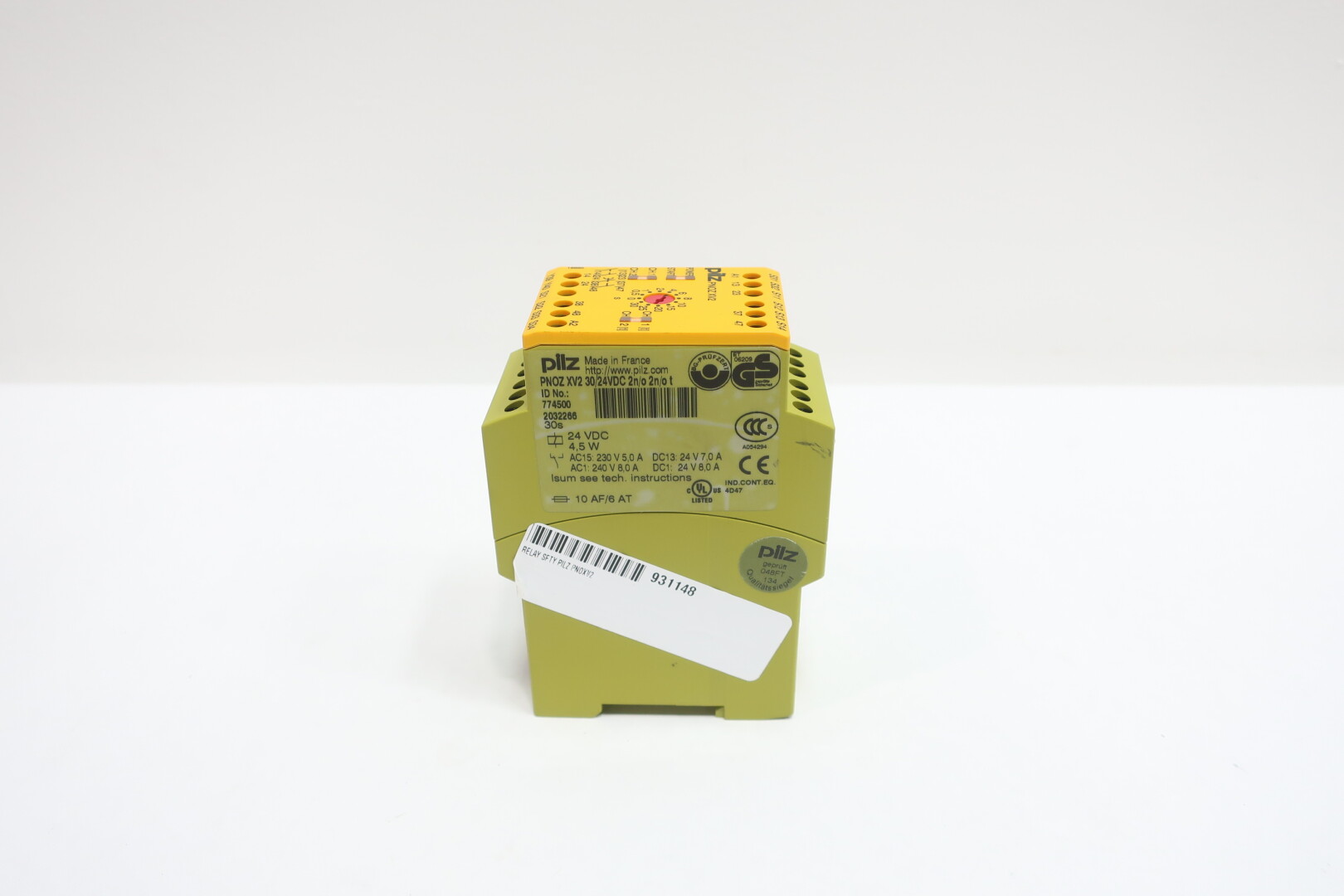 Pilz 774500 Safety Relay for Industrial Automation — Contattori e relè