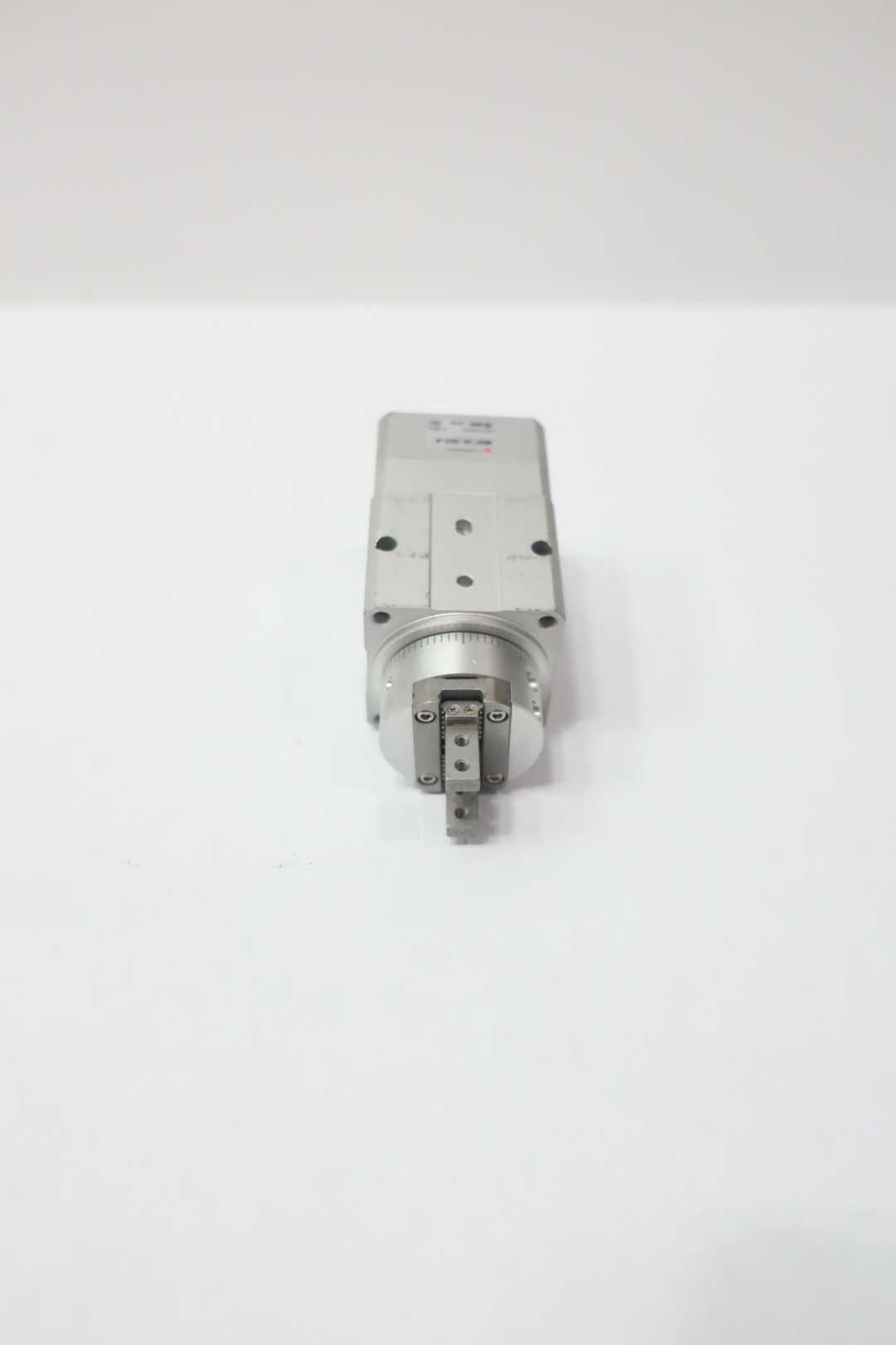 SMC MRHQ16D-180S-N Rotary Gripper, Parallel Type, 2 Finger, Model Number: — Cilindros y pistones