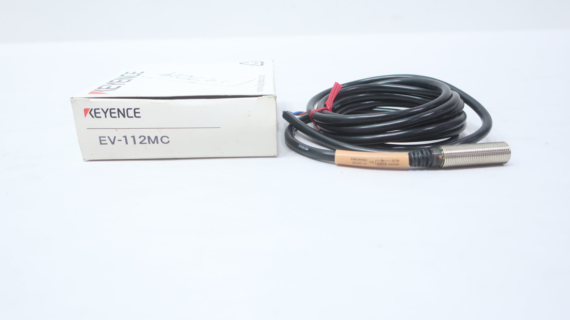 EV-112MC Keyence, Czujniki zbliżeniowe i indukcyjne