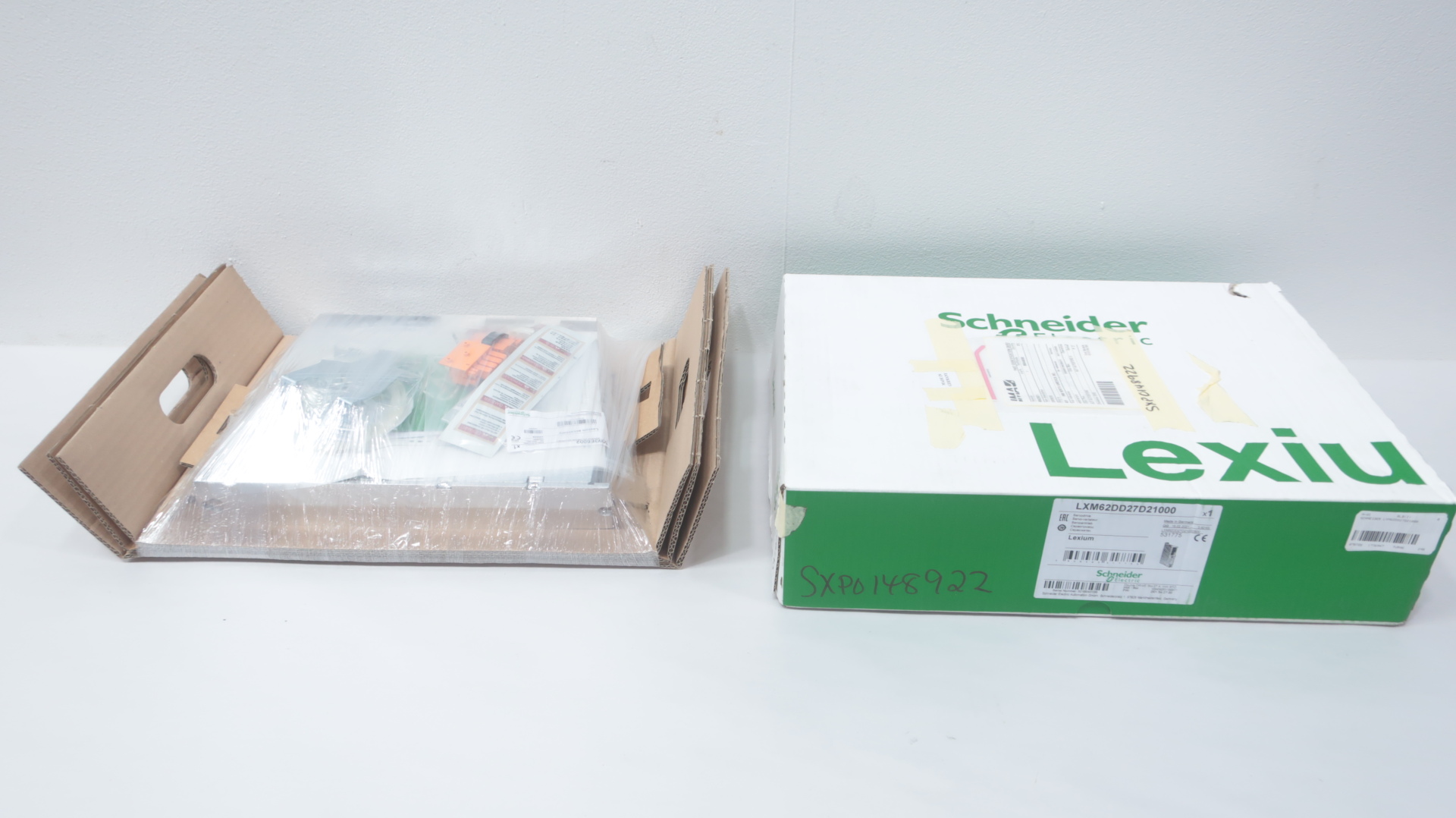 LXM62DD27D21000 Schneider Electric, Servomotors & Servo Drives