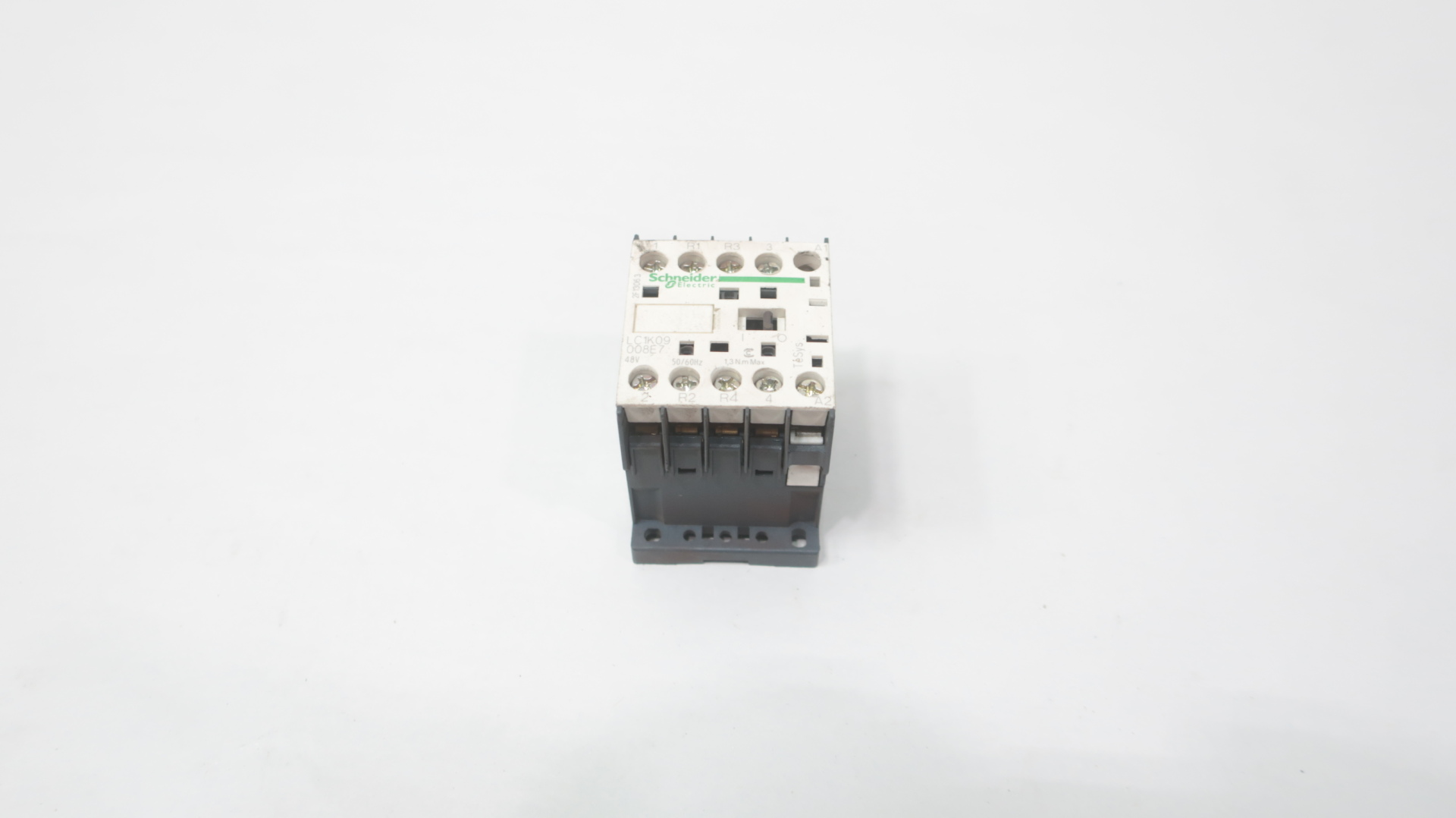 Schneider Electric LC1K09008E7 Contactor, TeSys K, 4P, 2 NO + 2 NC, AC-1, lt or eq to 440V 10A, 48VAC coil — Electrónica y PCB
