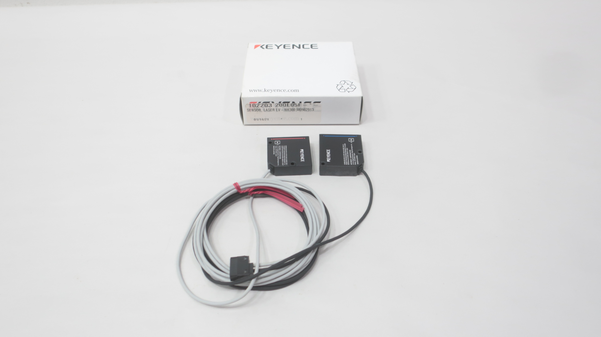 Keyence LV-NH300