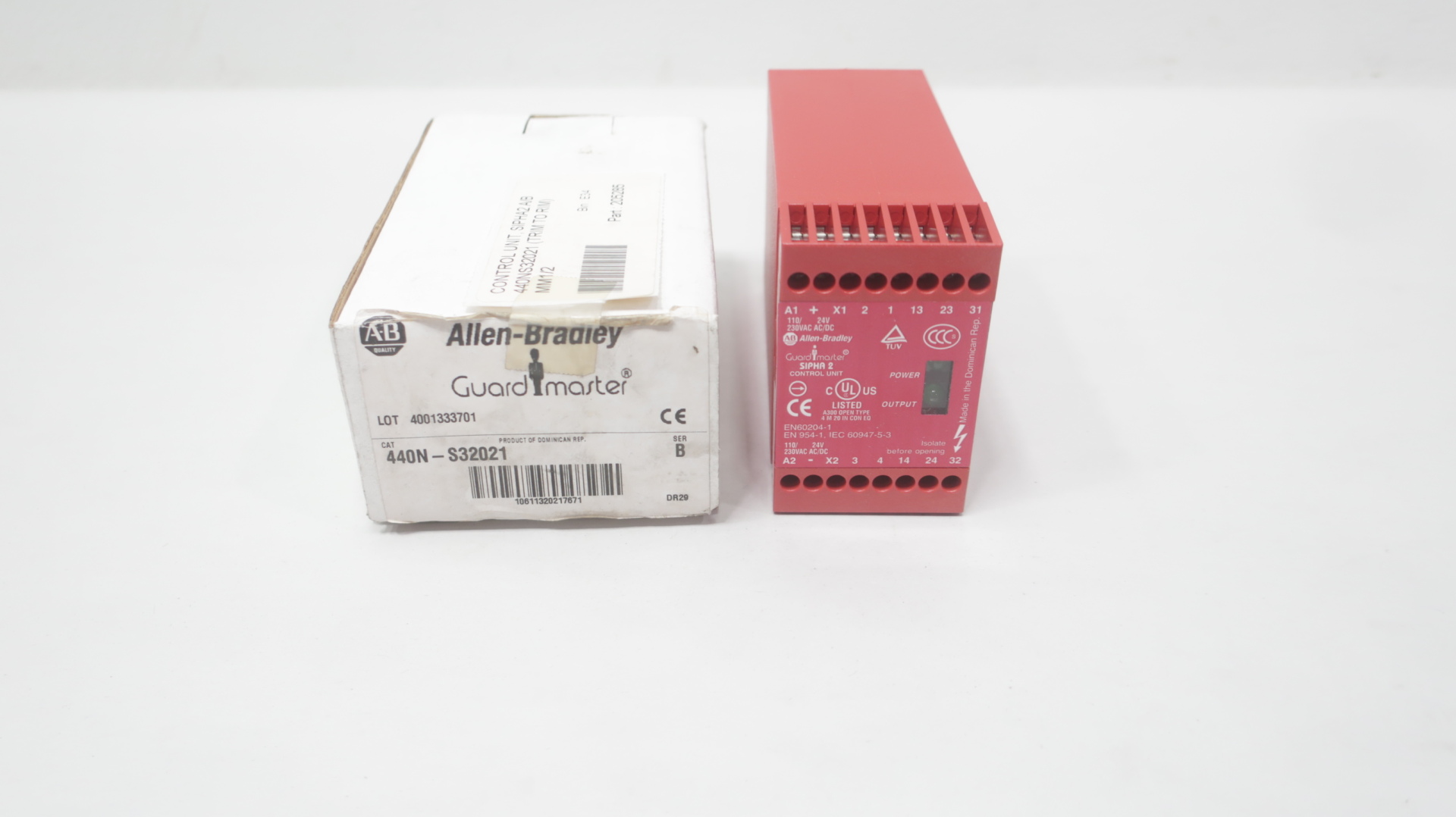 Allen Bradley 440N-S32021